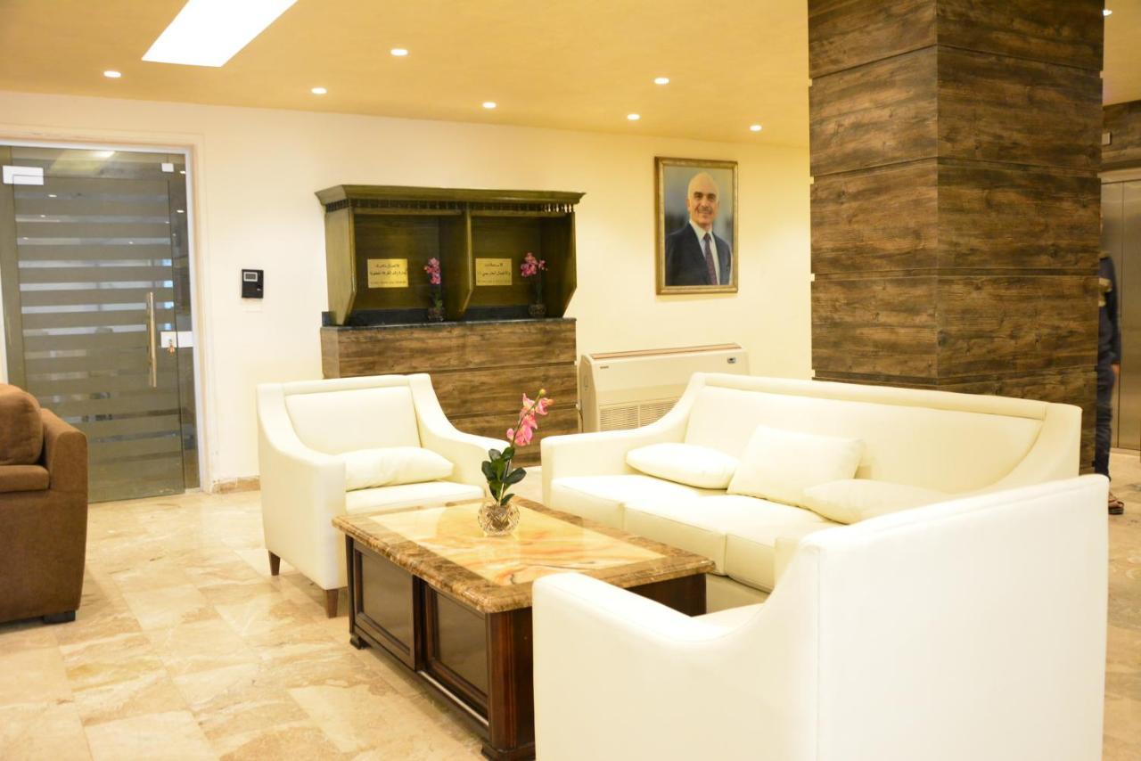 Rakeen Hotel Amman Bagian luar foto