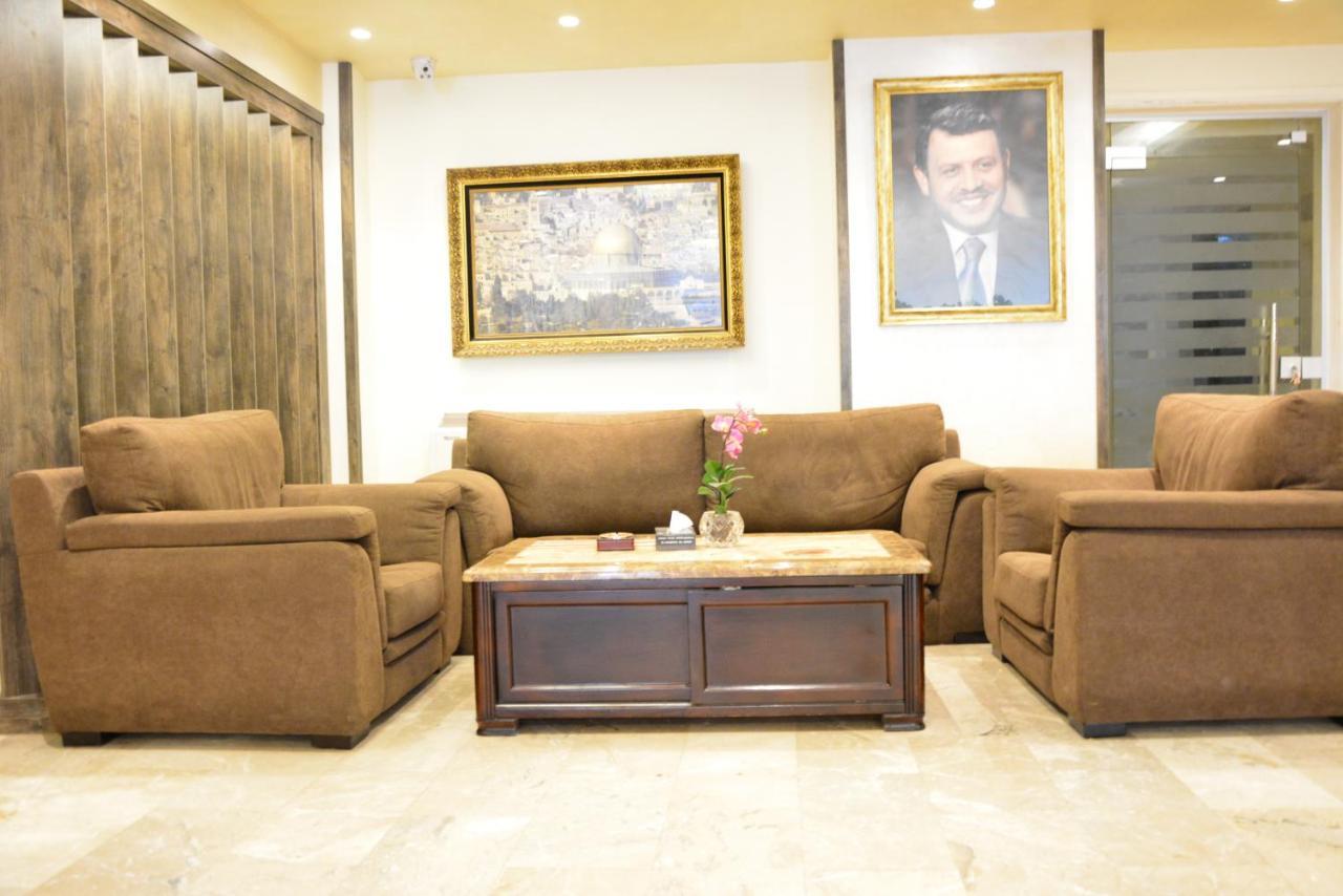 Rakeen Hotel Amman Bagian luar foto